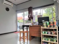 Rossarin Garden Resort 2 Hotels in Kaeng Khoi