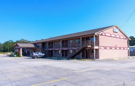 Colonial Inn Hammond