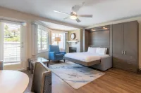 San Clemente Cove Resort