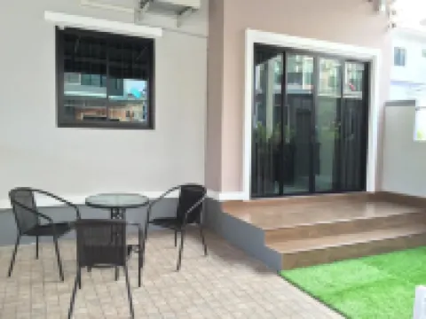 บ้านเพลินวิว บาย รัชรินทร์