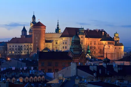 Gołębia 8 Residence Отели рядом с достопримечательностью «Adam Mickiewicz statue»