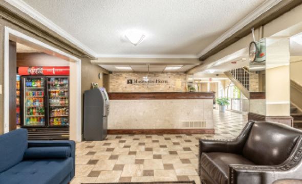 Magnuson Hotel Detroit Airport