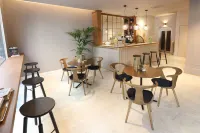 Ciutat de Girona - breakfast
