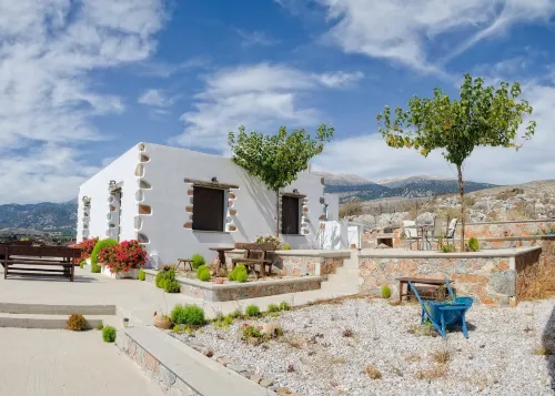 Traditional Apartments Madares Hotels in Sfakia