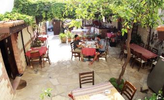 Tuncay Pension