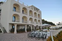 Est Hotel Hotels near Spiaggia Porto Miggiano