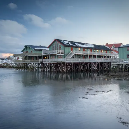 Grønnbuene Rorbu Hotel