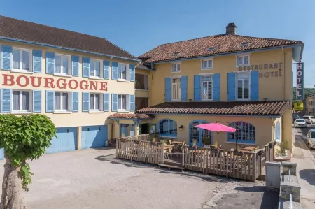 Hotel le Bourgogne Отели в г. Донсюр