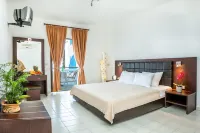 Xenios Dolphin Beach Hotel - balcony