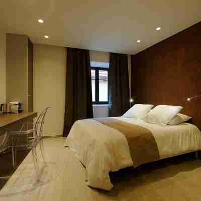 The One Apartments Rooms