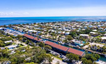 Waterside Suites and Marina