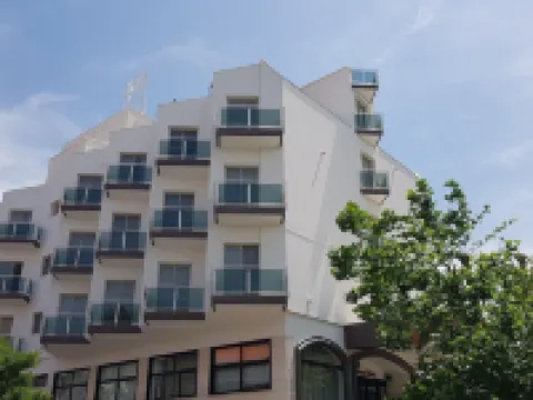 地中海飯店及會議中心 薩萊諾住宿飯店