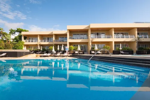 Vila Luz Hotels in Luz