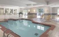Fairfield by Marriott Inn & Suites Edmond - Pools