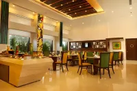 Lemon Tree Hotel Chennai - breakfast