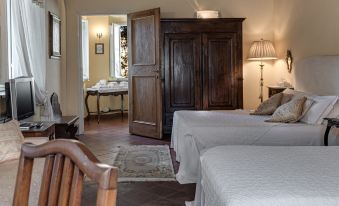 Villa la Dogana B&B di Charme - Historic Villa with a Beautiful Garden