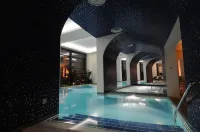 Club Hotel Casino Loutraki - Uima-altaat