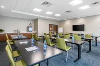 Holiday Inn Express & Suites West Melbourne