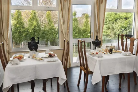 Kilbree House B&B Отели рядом с достопримечательностью «Quay Street»