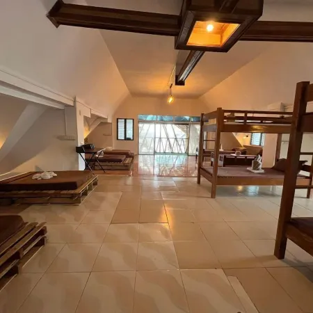 On Board Panglao Beach Hostel & Resort