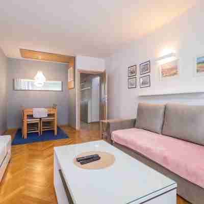 Summer 4 by Grand Apartments Rooms