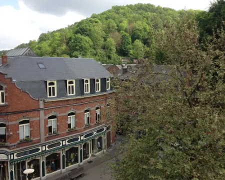L'Inattendu "sur la croisette" Dinant Centre Hotels in Dinant