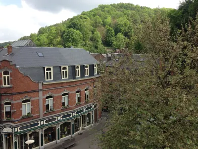 L'Inattendu "sur la croisette" Dinant Centre فنادق في Anhee