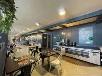 Nobile Inn Santiago - فطور