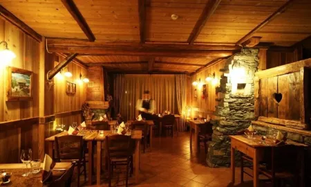 Eco Chalet Maison Dominique Отели в г. Challand Saint Anselme