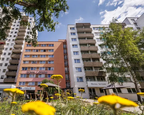 Hotel Lützow ベルビュー宮殿周辺のホテル