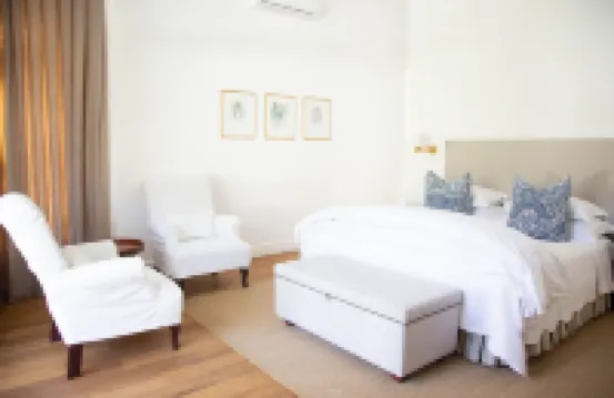 勒旅德莉莉龐德旅館