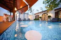 Villa Seville Hua Hin - Villas