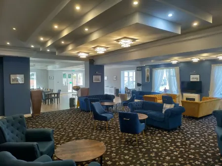 Torbay Court Hotel Отели рядом с достопримечательностью «Splashdown Quaywest»