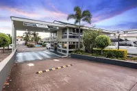 Park Motor Inn - parking