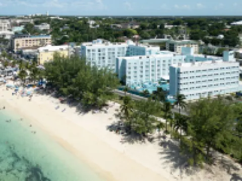 Courtyard Nassau Downtown/Junkanoo Beach Hotels in Nassau