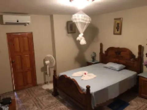 瑪希埃旅館餐廳酒店