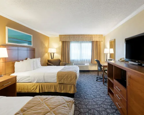 底特律大都會機場克拉麗奧飯店 羅穆勒斯住宿飯店