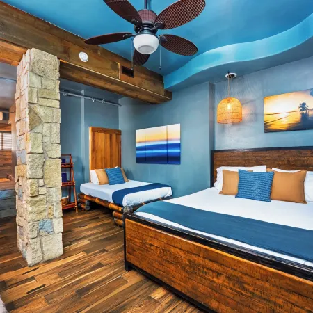 Nomads Hotel