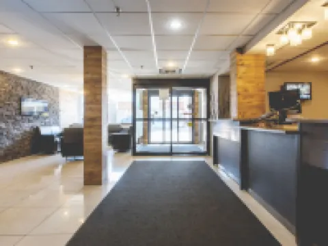 Hotel Continental Centre-Ville Hotels in Val-d'Or