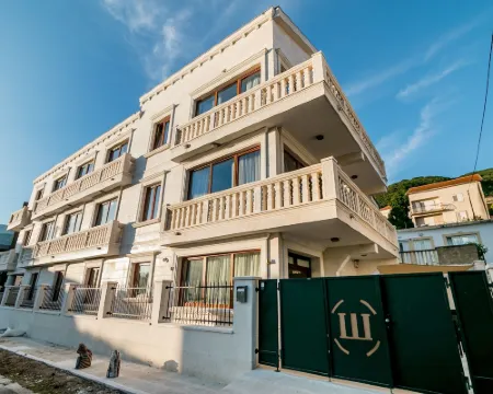 Hedera Residences - Kumbor Hotels in Kumbor