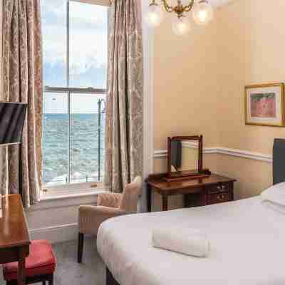The Queens Hotel Rooms