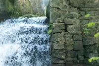 Haus am Wasserfall