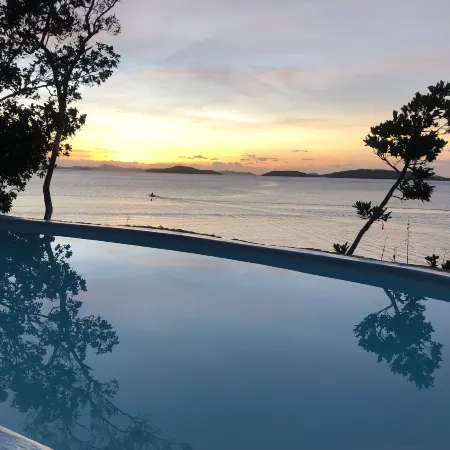 Pearl Bay Villas