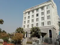 The Legend Hotels near Lokseva Ayog Garden