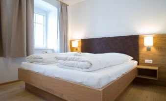 Lake View Suites Villa Julia by we Rent