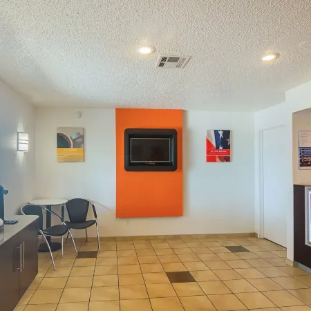Motel 6 Lawton, OK