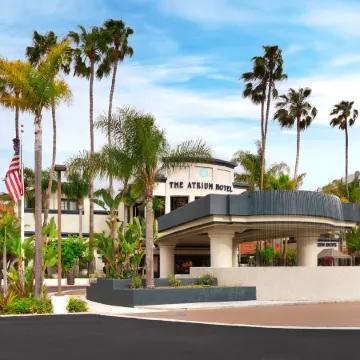 Atrium Hotel Orange County