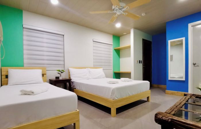 Den Den Guesthouse
