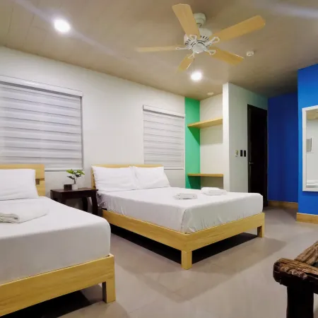 Den Den Guesthouse