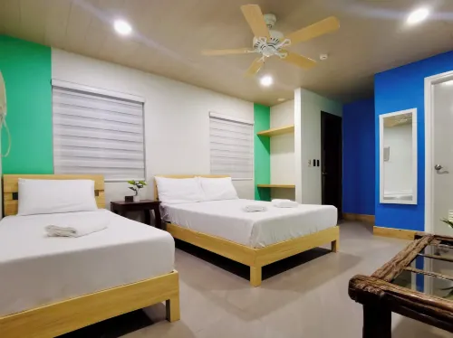 Den Den Guesthouse - Homestays